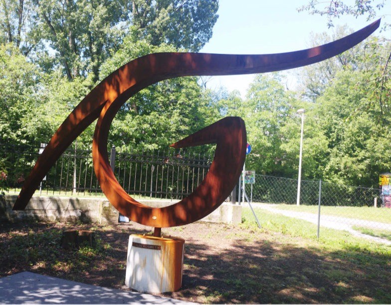 Skulptur zum 30jährigem Bestehen von Gaube Kosmetik